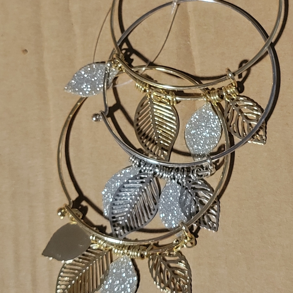 New Bundle Of Leaf Bangles And Matching Leaf Earr… - image 8